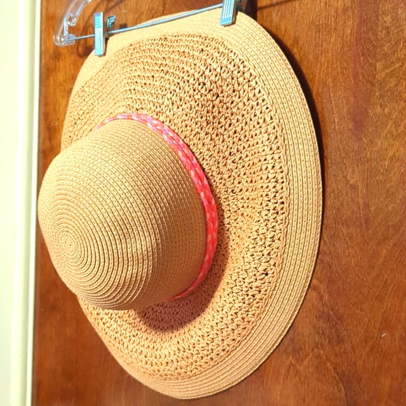 NWT🌟🌹🐝 J. CREW handwoven straw sunhat 🏖️🍸beach/vacay must-have! - Picture 3 of 5